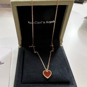 Van Cleef and Arples Sweet Alhambra heart pendant